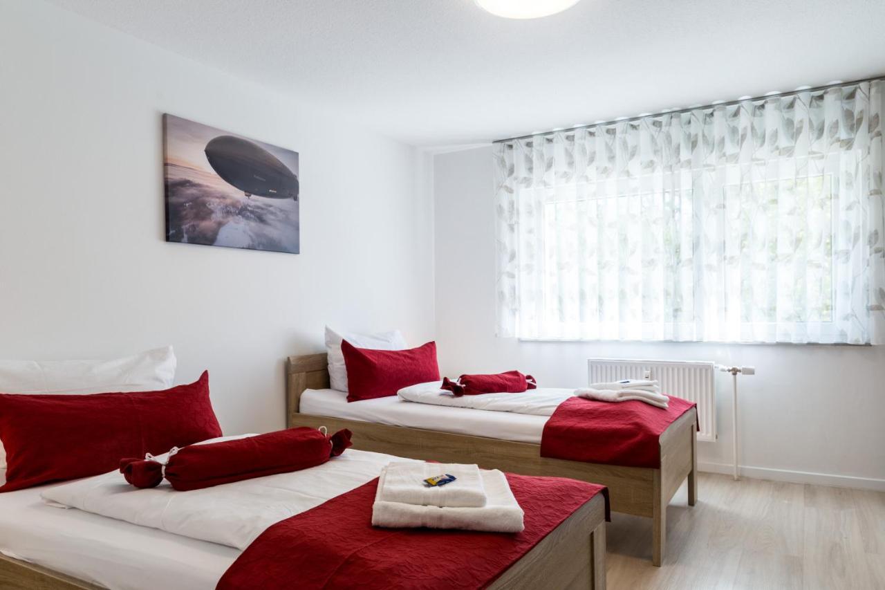 Apartment Eastside Mit 3 Zimmern Fur Bis Zu 5 Personen Mit Balkon Friedrichshafen Extérieur photo