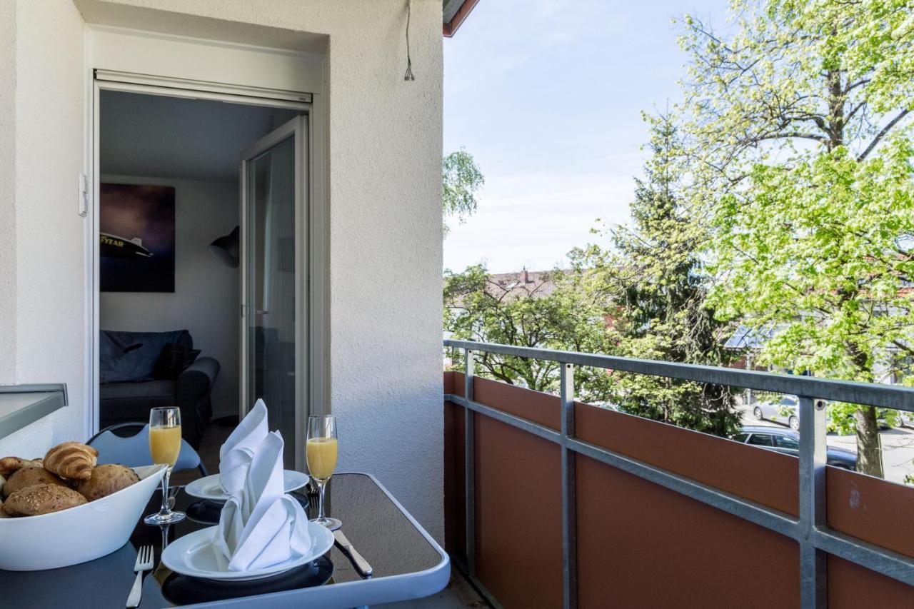 Apartment Eastside Mit 3 Zimmern Fur Bis Zu 5 Personen Mit Balkon Friedrichshafen Extérieur photo