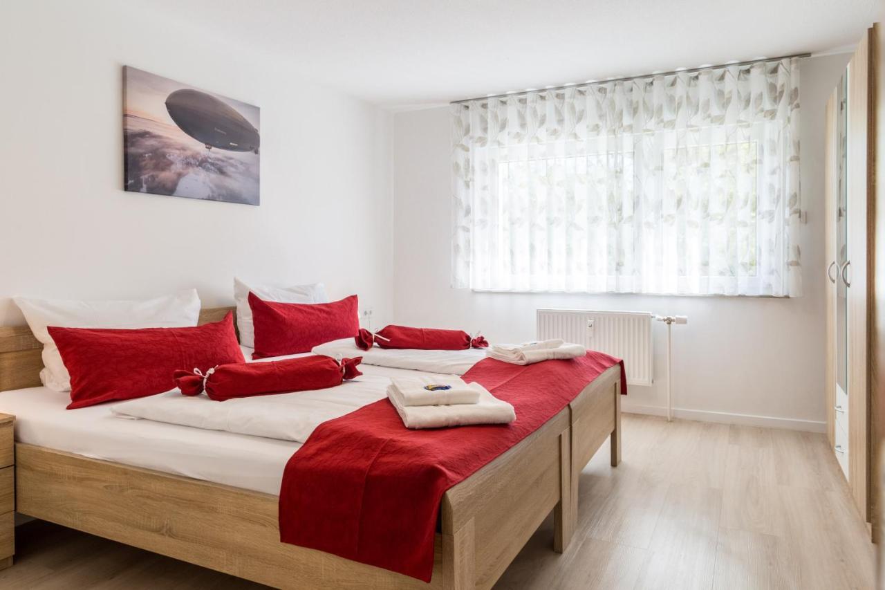 Apartment Eastside Mit 3 Zimmern Fur Bis Zu 5 Personen Mit Balkon Friedrichshafen Extérieur photo